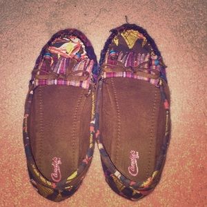Slip ons for girls (9-10)